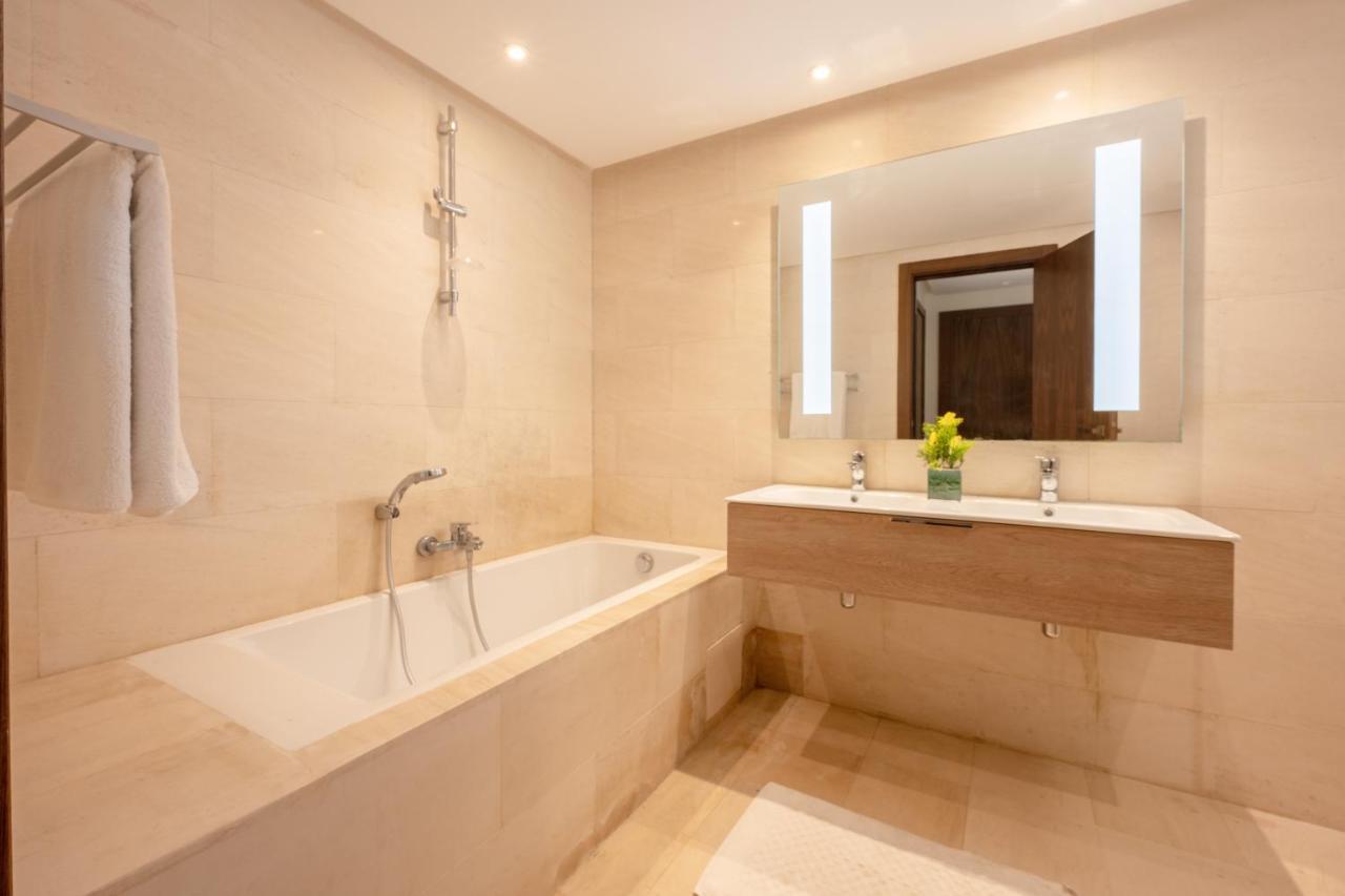 Anfa Louise Apartment Casablanca Bagian luar foto